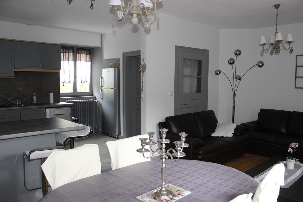 Gite Des 3 Chateaux Ribeauvillé Kamer foto